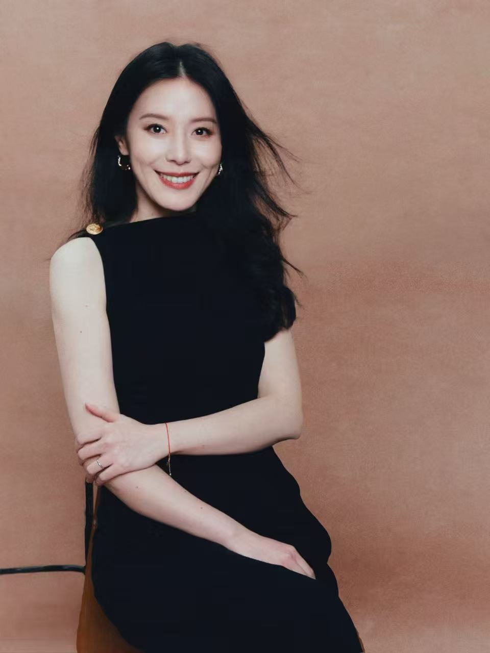 王奕芝女士