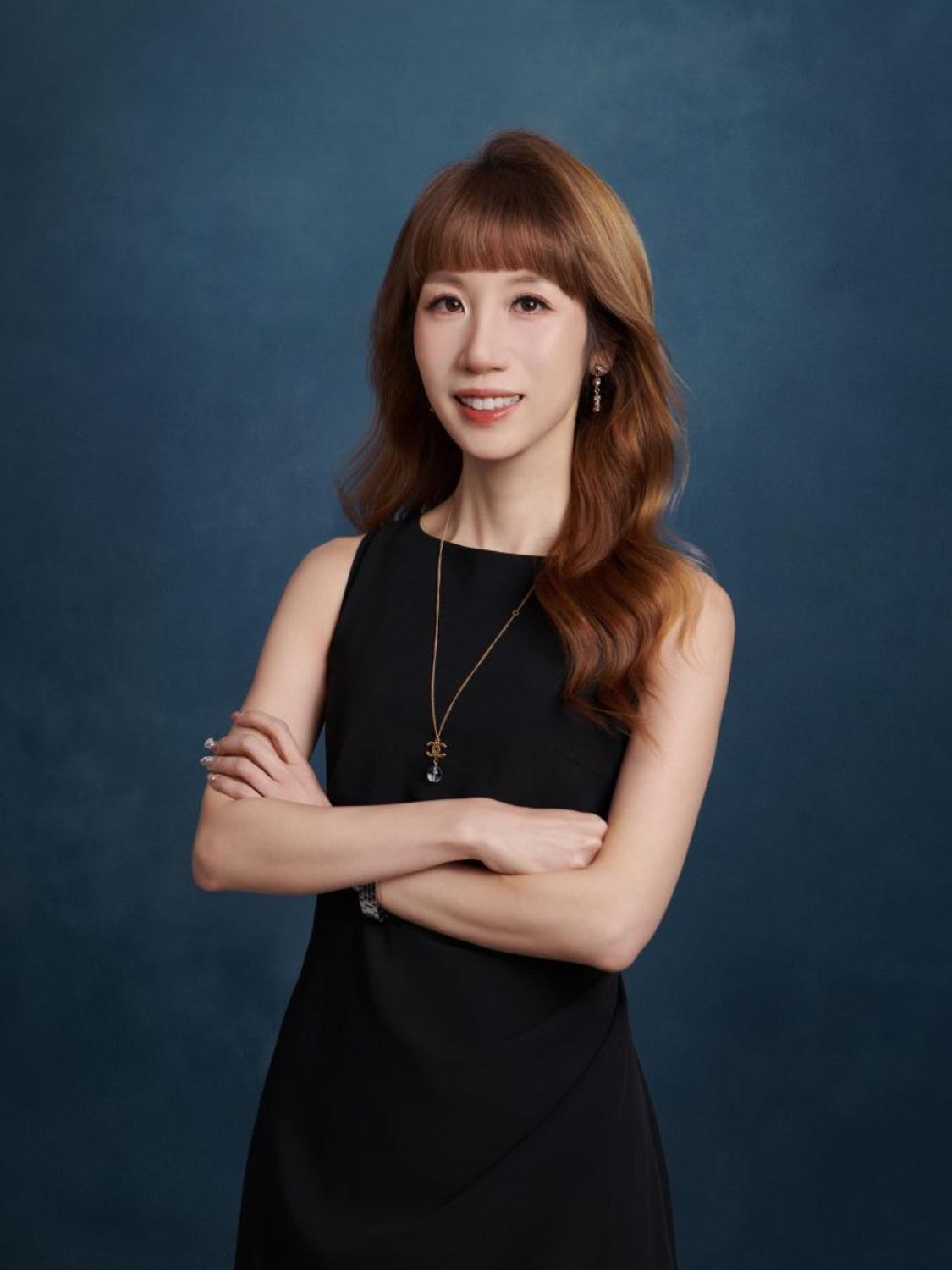 余逸詩女士